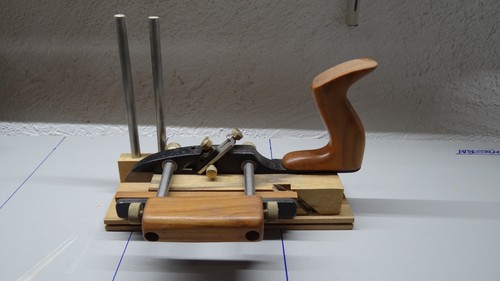 Kleiner nuthobel mit eisen - mit,